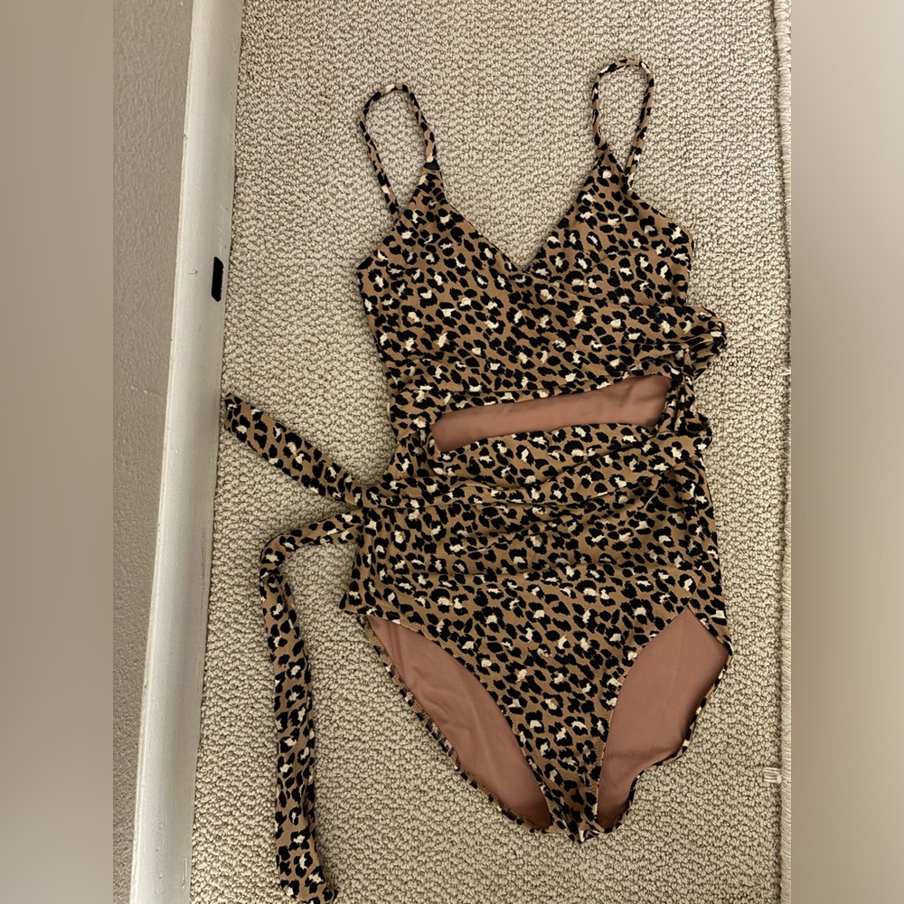 Aerie one piece cut-out swimsuit